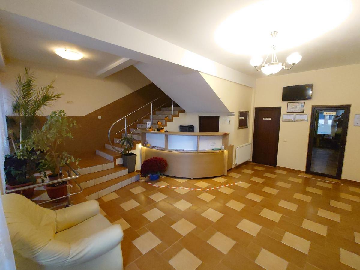 Pensiunea Musatinii Putna  Extérieur photo